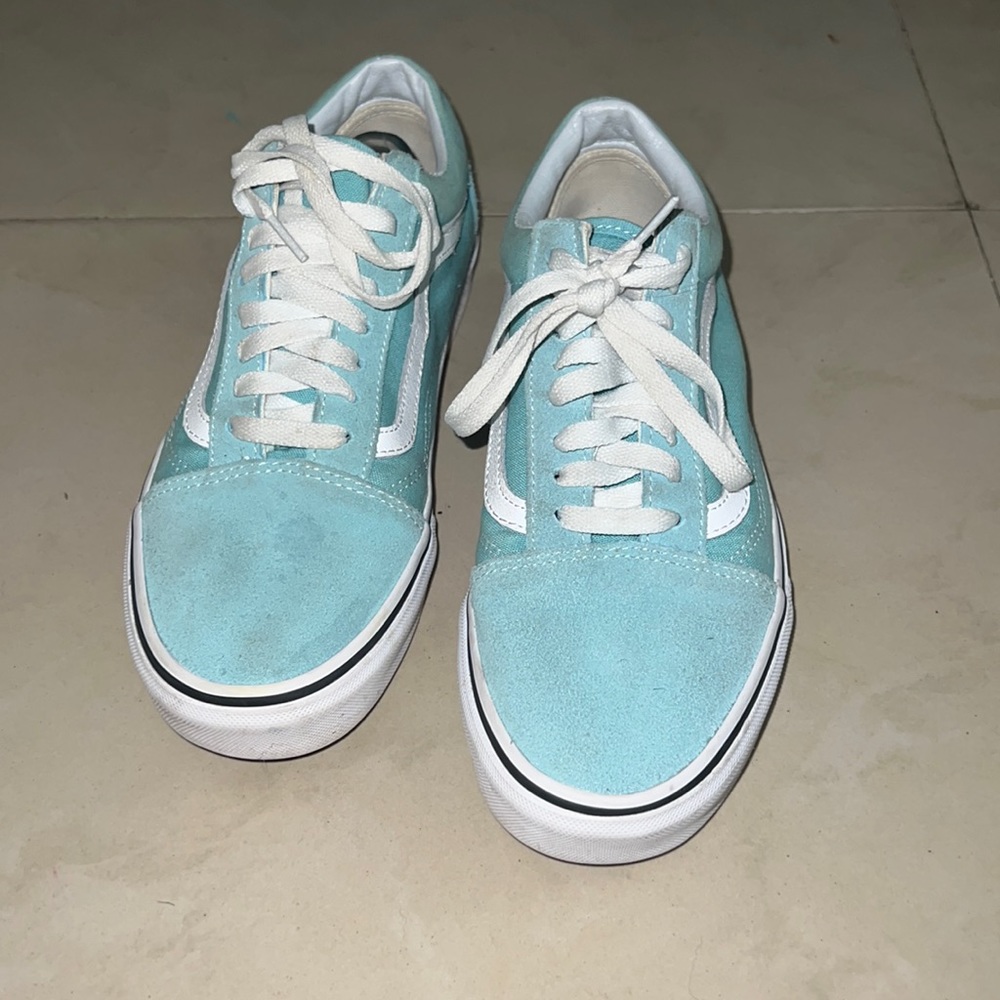Woman’s Mint green and white Vans